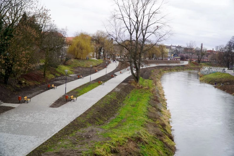 Raciborskie bulwary gotowe. Wiosną aranżacja zieleni i otwarcie